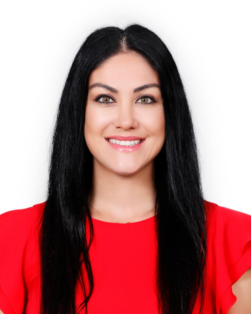 Holly Grantham Canes Midstream